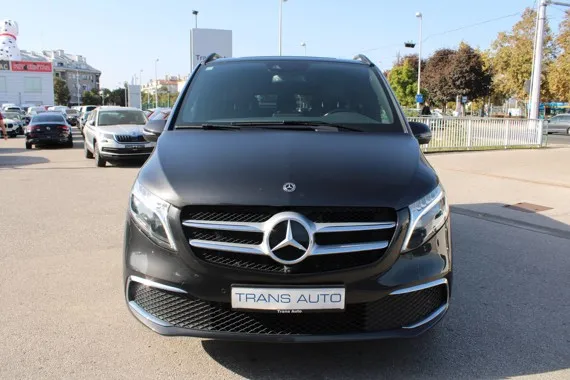 Mercedes-Benz V Klasse 4 Matic Image 2